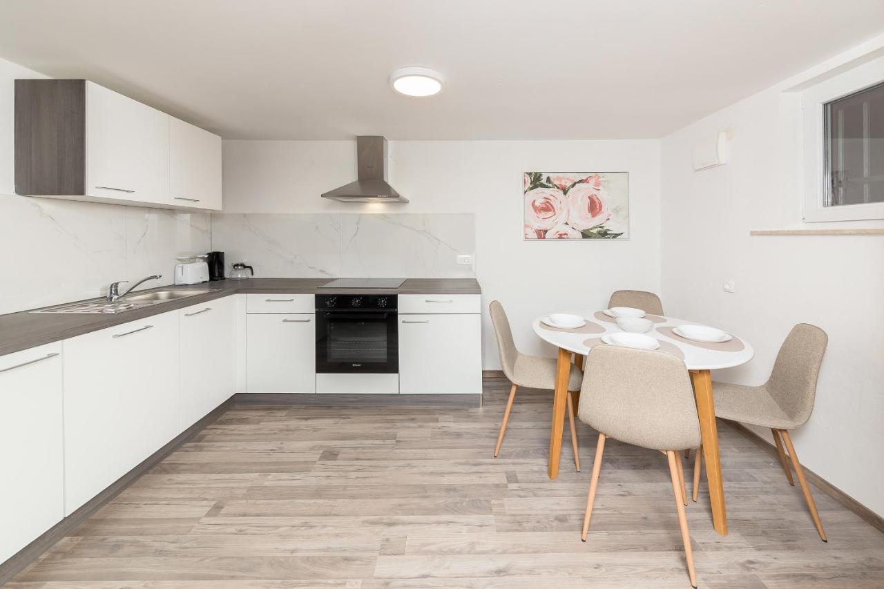 Apartment Gong Ljubljana Luaran gambar